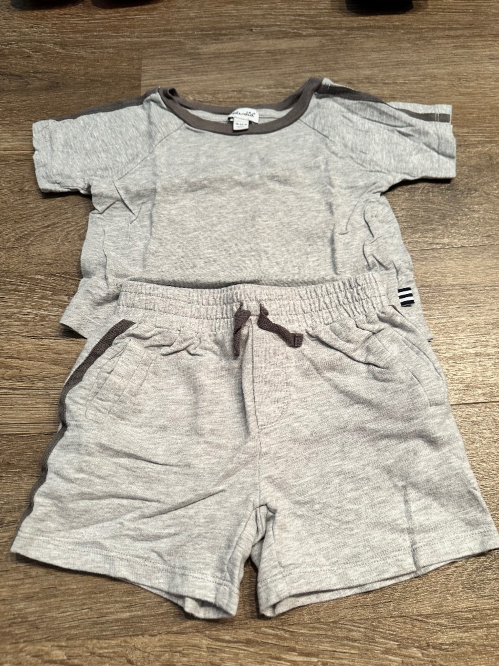 Splendid T-Shirt and Shorts Set - Size 18-24M